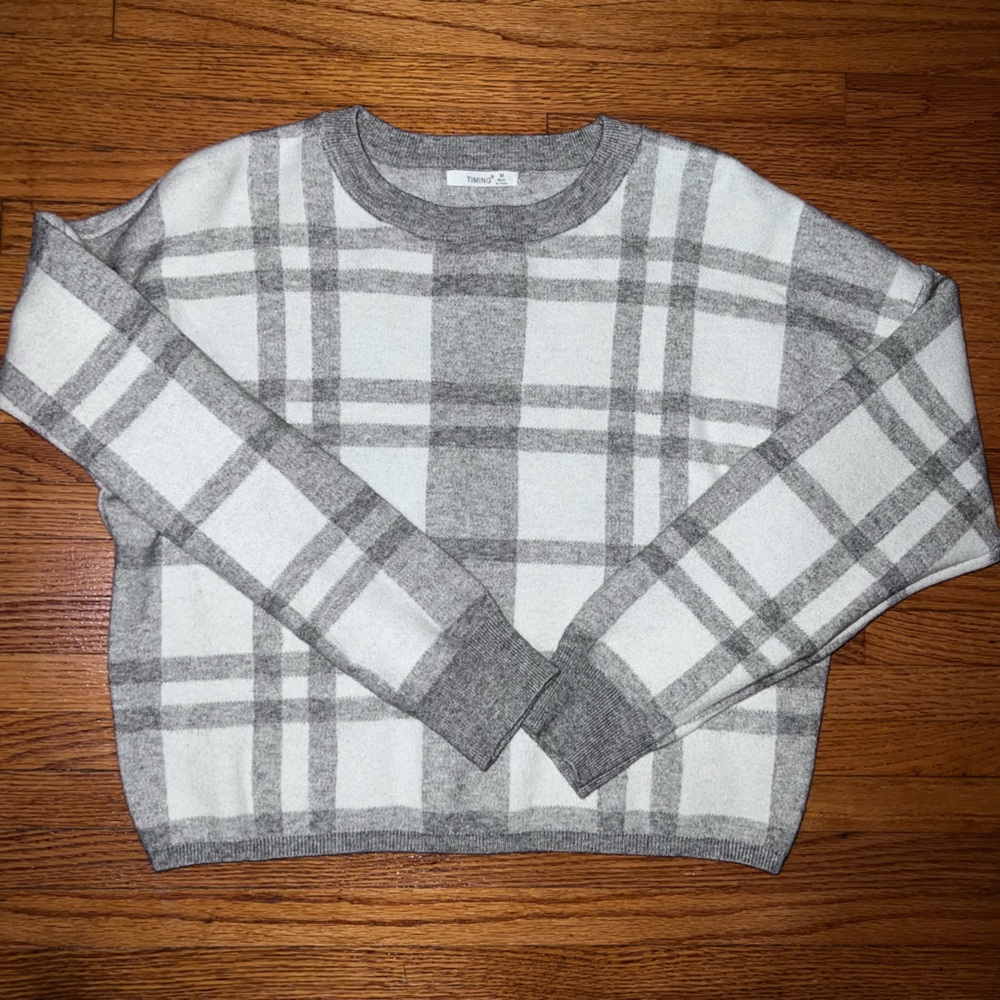 Women’s Timing Cropped Gray Plaid Sweater